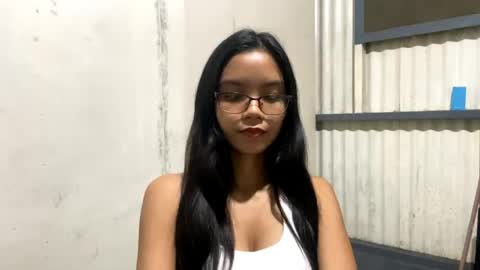 Snapshot of rhodawesterman chatting on 05-29-26, 04:27 Aria online show from 05-29-26, 04:27