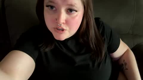 Snapshot of riah_babbie chatting on 07-18-26, 12:53 riah_babbie online show from 07-18-26, 12:53