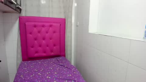 riaha_18_ online show from 07-15-26, 03:17