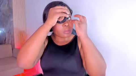 Snapshot of rianamanson chatting on 09-24-25, 05:22 Riana online show from 09-24-25, 05:22