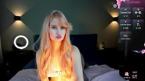 Ria Woods online show from 09-26-25, 05:06