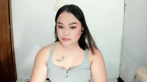 Snapshot of ricahotasain_05 chatting on 11-22-25, 01:32 Rica online show from 11-22-25, 01:32