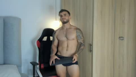 Snapshot of ricardogonzalez666 chatting on 07-25-26, 01:36 ricardogonzalez666 online show from 07-25-26, 01:36