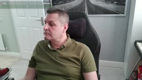 UK Straight Guy online show from 04-03-26, 05:00