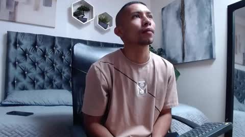 richar_voller online show from 10-19-25, 01:01