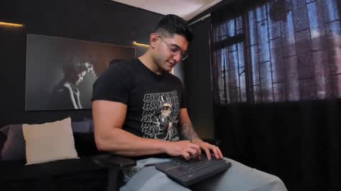 Ricardo online show from 01-21-25, 01:32