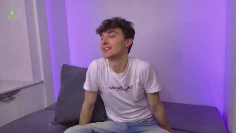 Richard online show from 11-24-25, 03:34