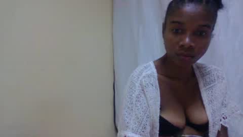Snapshot of richella34 chatting on 06-08-26, 01:28 richella34 online show from 06-08-26, 01:28