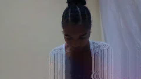 Snapshot of richella34 chatting on 06-08-26, 01:33 richella34 online show from 06-08-26, 01:33