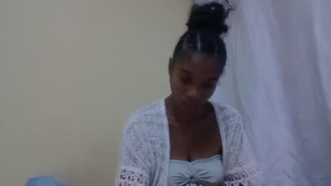 Snapshot of richella34 chatting on 06-09-26, 08:53 richella34 online show from 06-09-26, 08:53