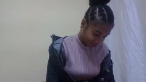 Snapshot of richella34 chatting on 06-10-26, 09:08 richella34 online show from 06-10-26, 09:08