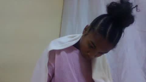 Snapshot of richella34 chatting on 07-02-26, 06:52 richella34 online show from 07-02-26, 06:52