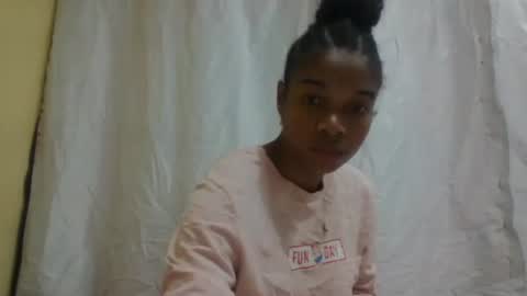 Snapshot of richella34 chatting on 07-05-26, 09:11 richella34 online show from 07-05-26, 09:11