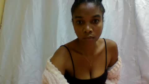 Snapshot of richella34 chatting on 07-23-26, 03:26 richella34 online show from 07-23-26, 03:26