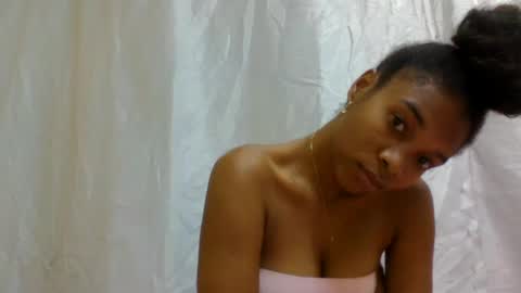 Snapshot of richella34 chatting on 07-27-26, 08:21 richella34 online show from 07-27-26, 08:21
