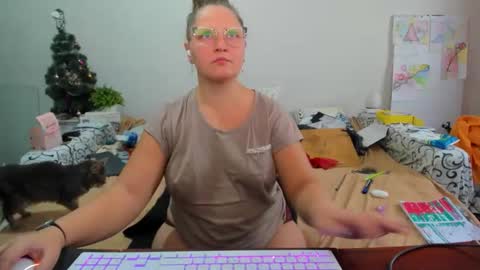 Snapshot of richlucky555 chatting on 02-07-26, 10:19 Anna - not anna - right Anna online show from 02-07-26, 10:19