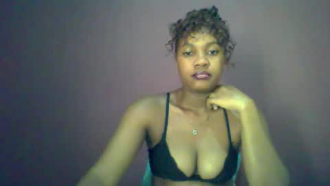 ricie001 online show from 05-13-26, 12:35