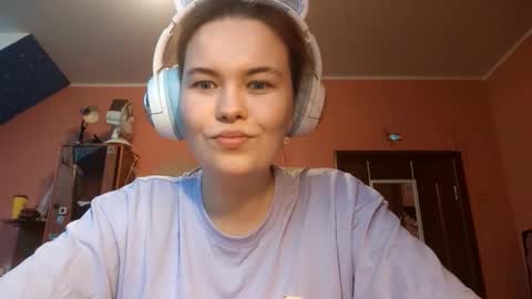 Snapshot of rickiwellman chatting on 11-04-25, 02:16 Elena online show from 11-04-25, 02:16