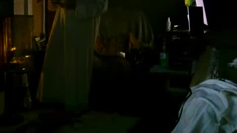 PINK HOLE TWINK online show from 12-18-25, 01:33