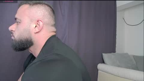 Snapshot of rickymiami1 chatting on 04-25-26, 04:48 rickymiami1 online show from 04-25-26, 04:48