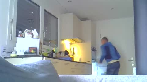 Snapshot of ricogumpi chatting on 05-18-26, 04:13 ricogumpi online show from 05-18-26, 04:13