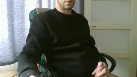 Snapshot of ricooo465 chatting on 04-13-26, 04:45 ricooo465 online show from 04-13-26, 04:45