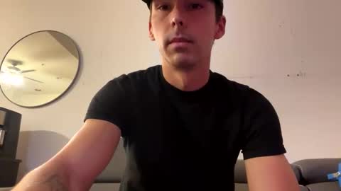 Snapshot of rideme2023 chatting on 12-19-25, 05:03 rideme2023 online show from 12-19-25, 05:03