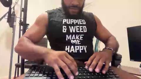 Snapshot of rider853 chatting on 02-06-26, 02:05 rider853 online show from 02-06-26, 02:05