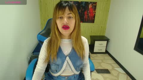 RIHANA online show from 03-05-25, 10:44