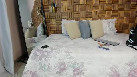 Sara online show from 09-14-25, 11:20