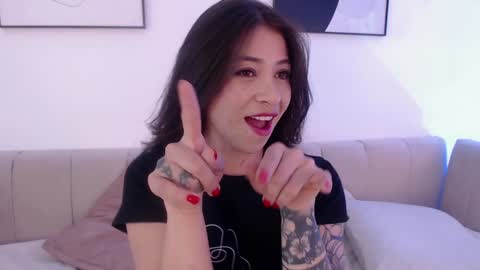 Snapshot of riley_bensongh chatting on 12-03-24, 09:34 Riley online show from 12-03-24, 09:34