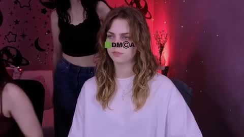 Meow online show from 04-15-26, 07:21