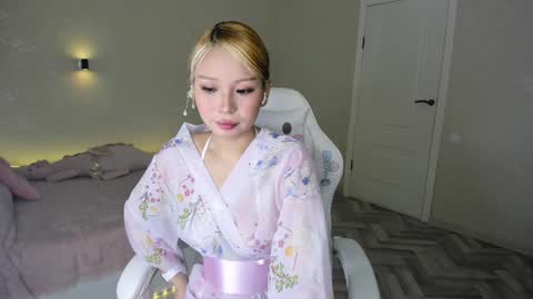 rileymee online show from 01-20-25, 07:46