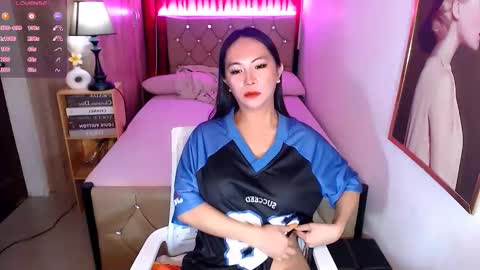 Riley online show from 12-05-24, 01:17