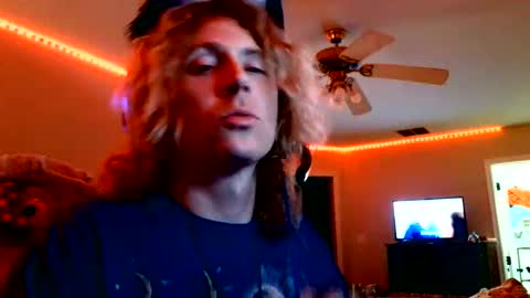 TheRealCatNoir online show from 05-26-26, 07:04
