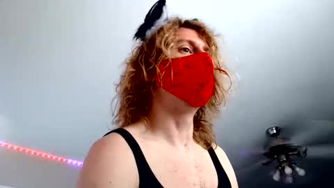 TheRealCatNoir online show from 06-04-26, 07:09