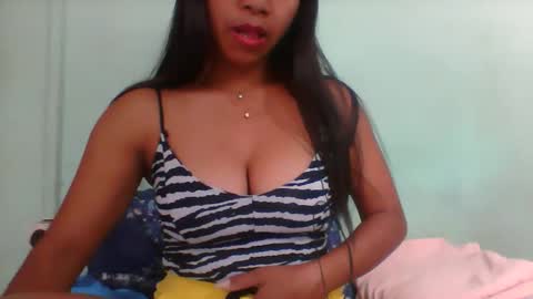 Snapshot of rinah856024 chatting on 11-10-25, 09:52 rinah856024 online show from 11-10-25, 09:52