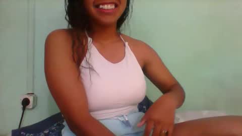 Snapshot of rinah856024 chatting on 12-21-25, 07:15 rinah856024 online show from 12-21-25, 07:15