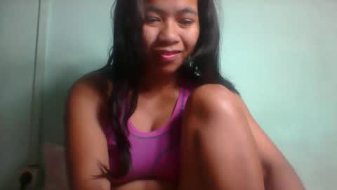 Snapshot of rinah856024 chatting on 02-08-26, 03:54 rinah856024 online show from 02-08-26, 03:54