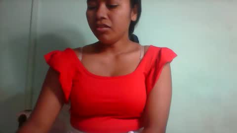 Snapshot of rinah856024 chatting on 02-10-26, 05:28 rinah856024 online show from 02-10-26, 05:28