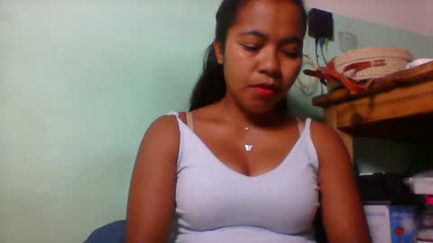 Snapshot of rinah856024 chatting on 03-18-26, 06:16 rinah856024 online show from 03-18-26, 06:16
