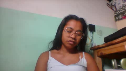 Snapshot of rinah856024 chatting on 04-15-26, 05:47 rinah856024 online show from 04-15-26, 05:47