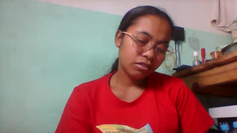 Snapshot of rinah856024 chatting on 04-24-26, 06:38 rinah856024 online show from 04-24-26, 06:38