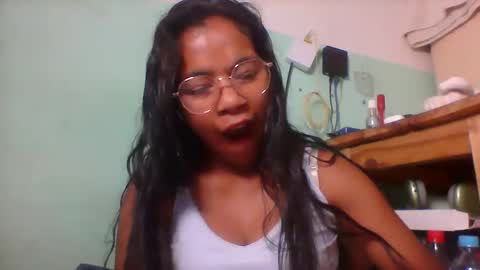 Snapshot of rinah856024 chatting on 04-26-26, 02:48 rinah856024 online show from 04-26-26, 02:48