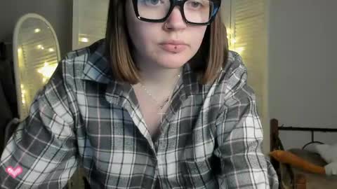 Rina online show from 05-25-26, 05:08