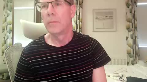 Rob online show from 06-26-26, 05:45