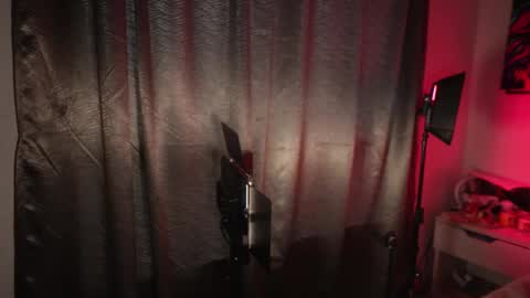 Snapshot of riniryokouwu chatting on 01-09-26, 08:43 online show from 01-09-26, 08:43