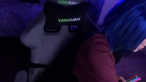   DianaBrite            fansl y online show from 12-02-24, 06:21