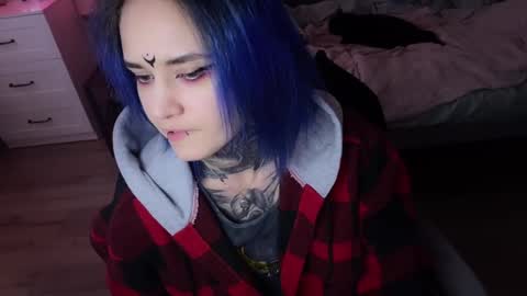   DianaBrite            fansl y online show from 02-11-25, 02:13