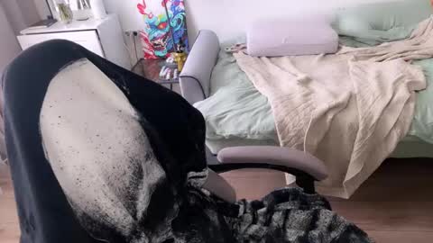   DianaBrite            fansl y online show from 02-15-25, 12:43